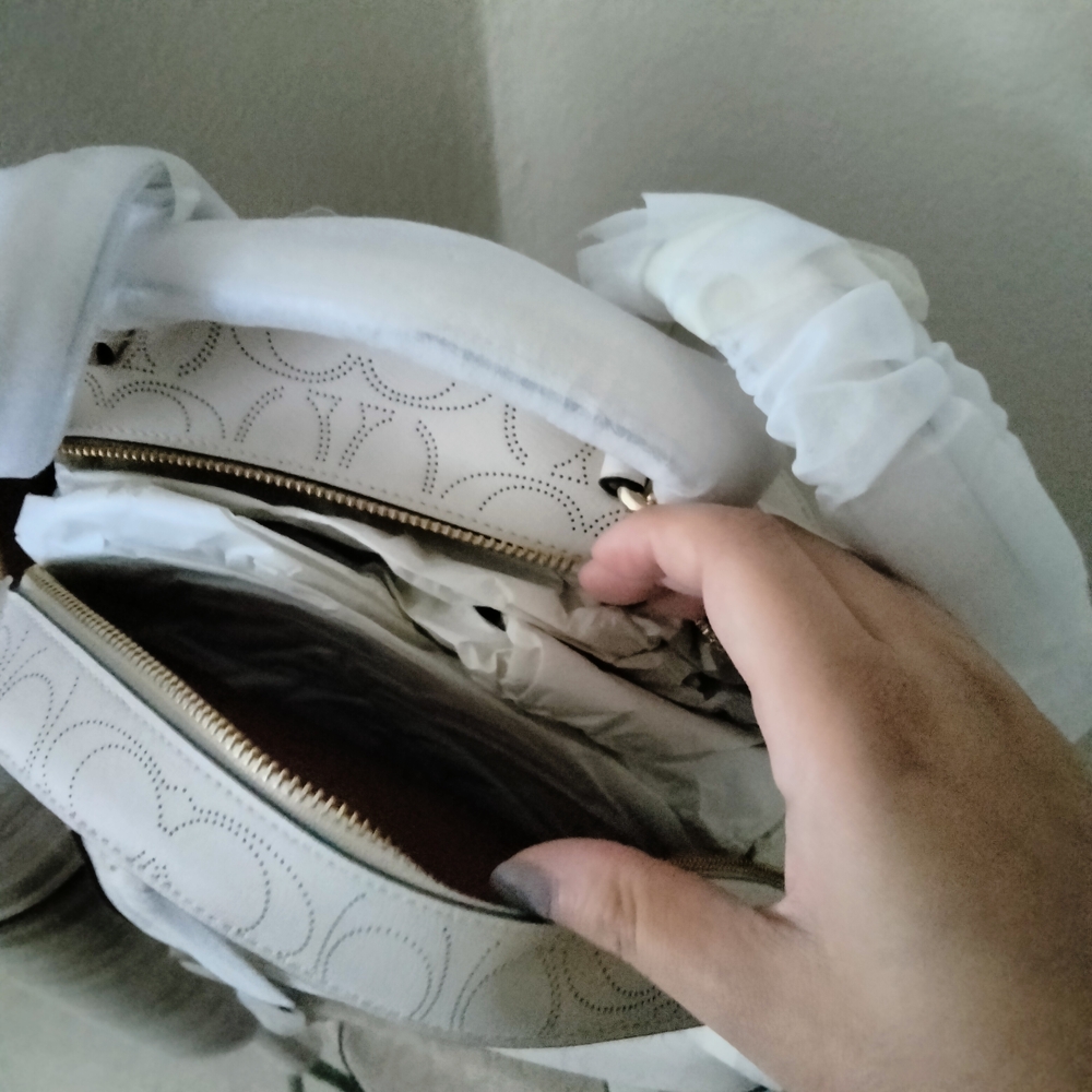 Coach White Backpack 🤍 - Picture 5 of 9